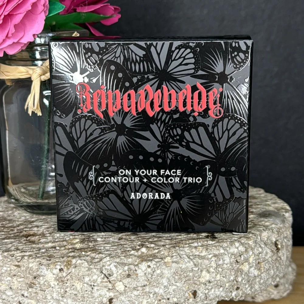 Adorada Color‎ On Your Face Color & Contour Trio